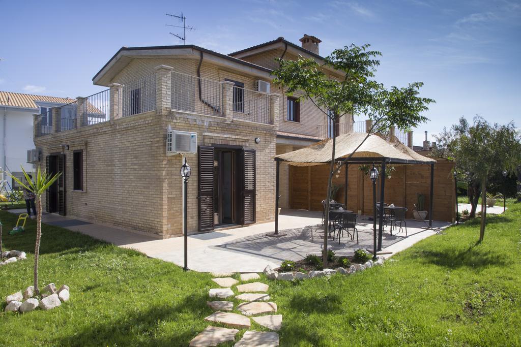Villa Saraceni Vasto Buitenkant foto